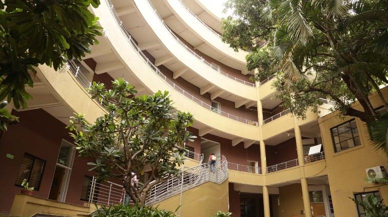S.P. Jain Institute of Management & Research S.P. Jain Institute of Management & Research